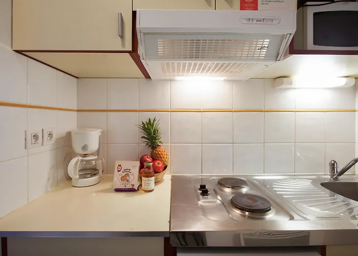 Appart'city Classic Апарт-отель Кан