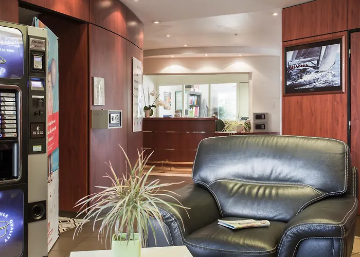 Appart'city Classic Апарт-отель Кан