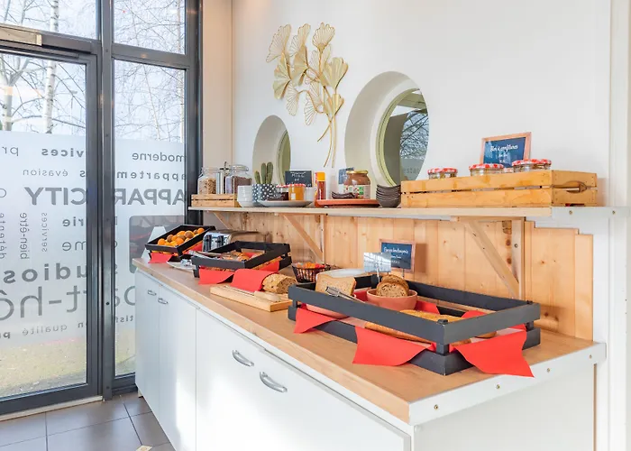 Appart'city Classic Апарт-отель Кан